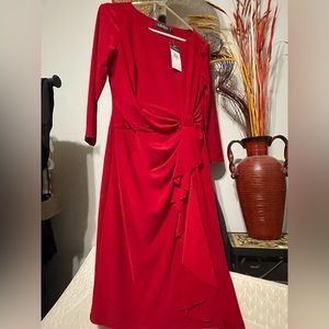 RED Lauren Ralph Lauren Wrap-Front Jersey
Dress- size 6
$35 $134